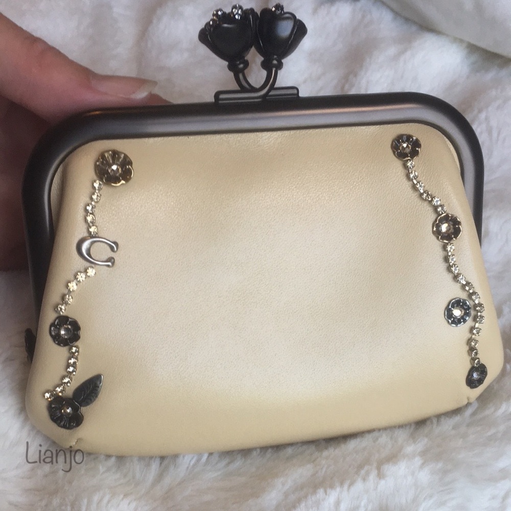 Coach Tea Rose Kisslock Pouch 28693
